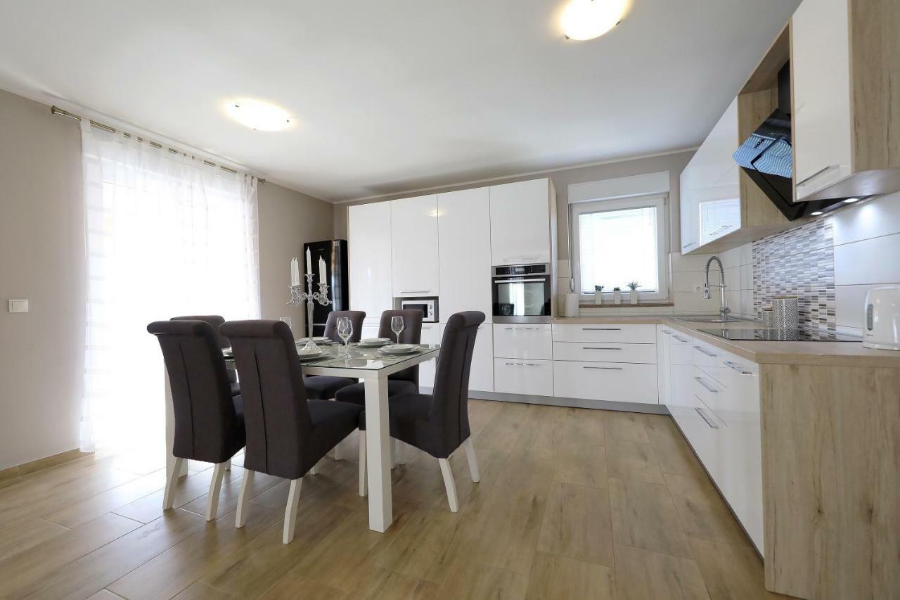 Holiday House Mia Murvica  Εξωτερικό φωτογραφία