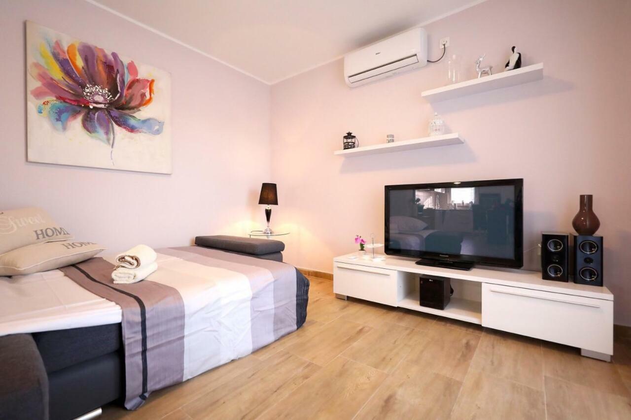 Holiday House Mia Murvica  Εξωτερικό φωτογραφία